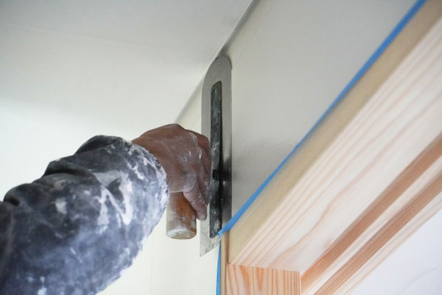 内装塗装も専門会社にお任せ