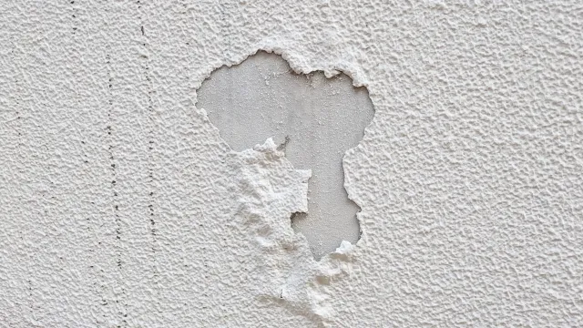 外壁の劣化状態で分かる「塗り替えの目安」